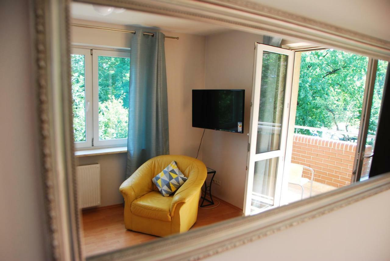 Kasztanowa Apartament Warszawa Eksteriør billede